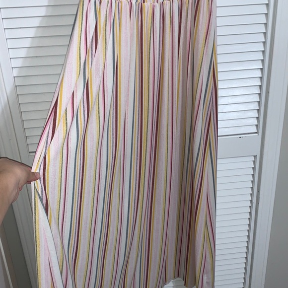 WILD FABLE STRIPE MAXI DRESS - Picture 4 of 6